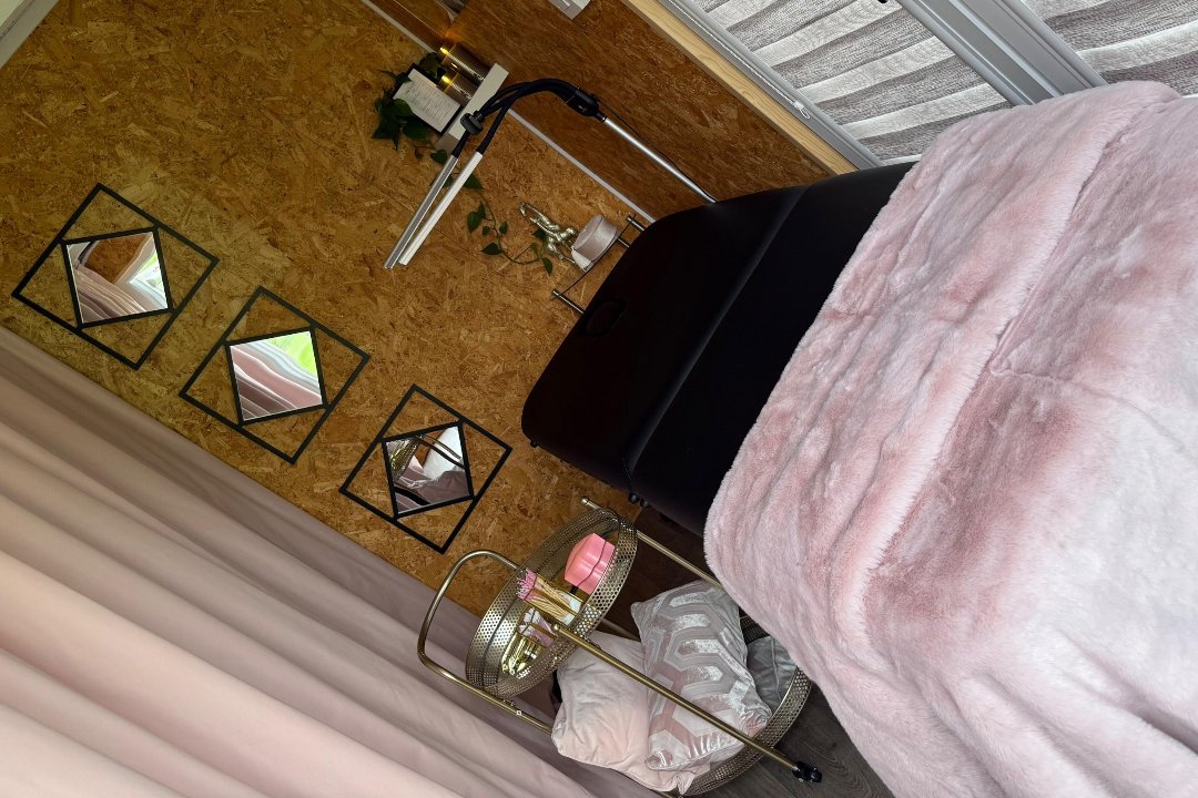 Brilliance Natural Enhancements, Hainault, London