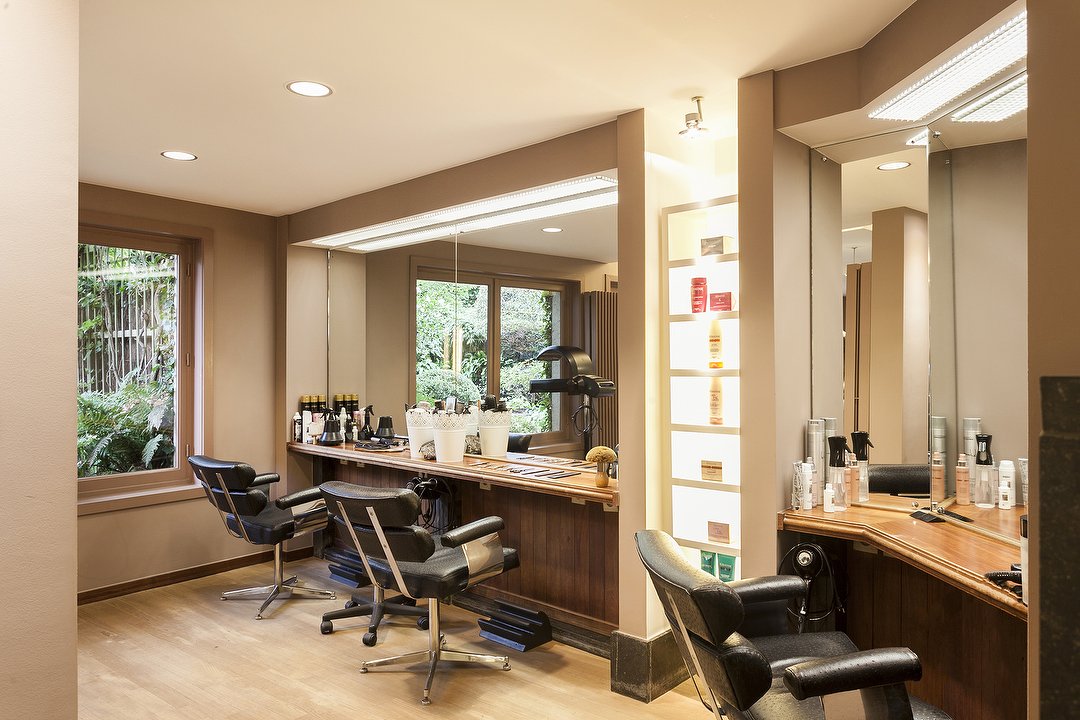 Coiffure Loris & Fils, Sinte-Aleidis - Mooibos, Sint-Pieters-Woluwe