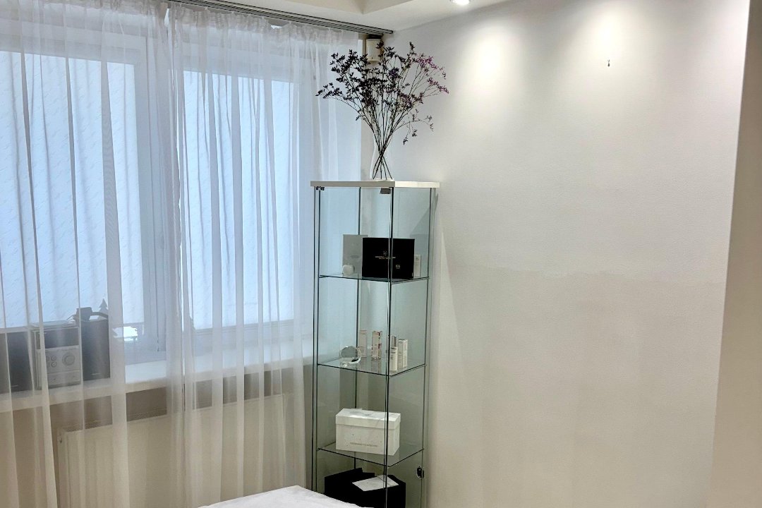 Kosmetologė Justė, Jeruzale, Vilnius