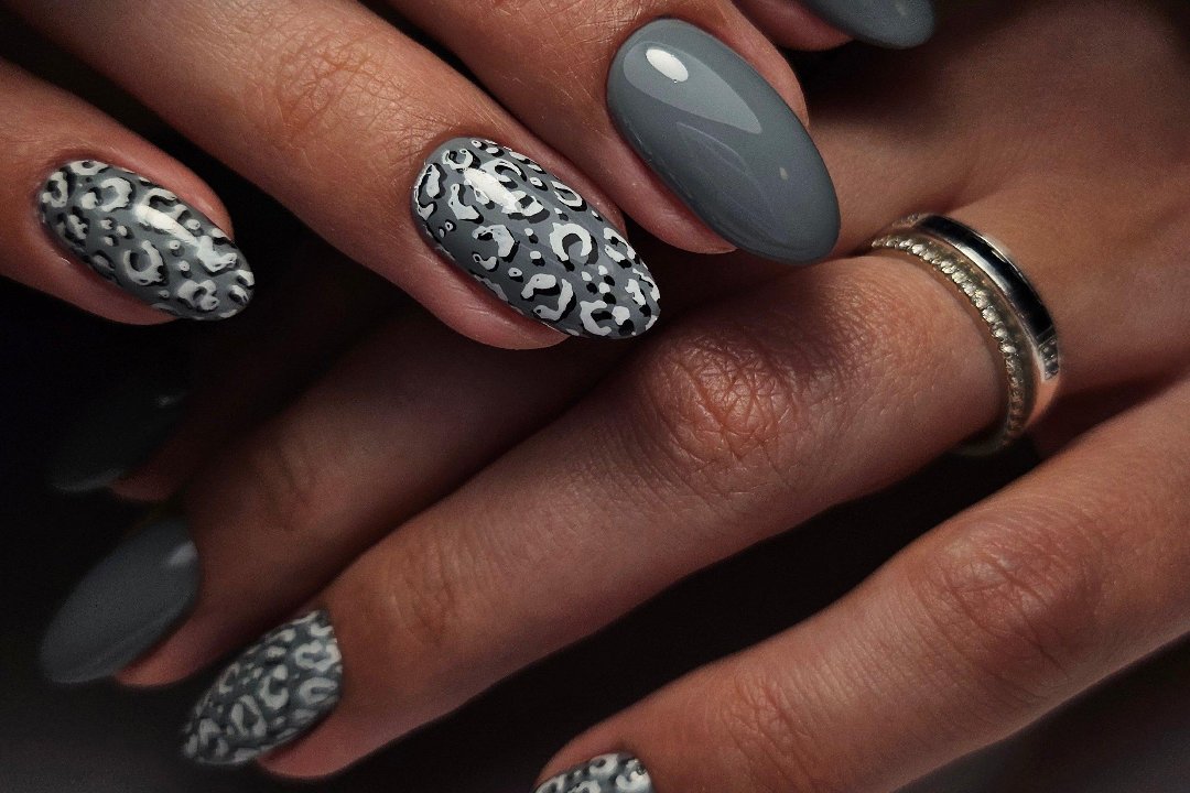 K.S. Nail studio, Operos teatras, Vilnius