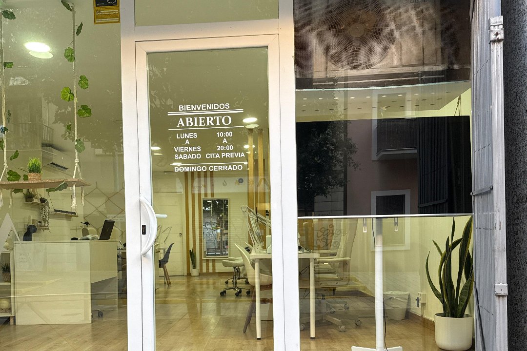 Mía Lüna, Centre L'Hospitalet de Llobregat, Provincia de Barcelona