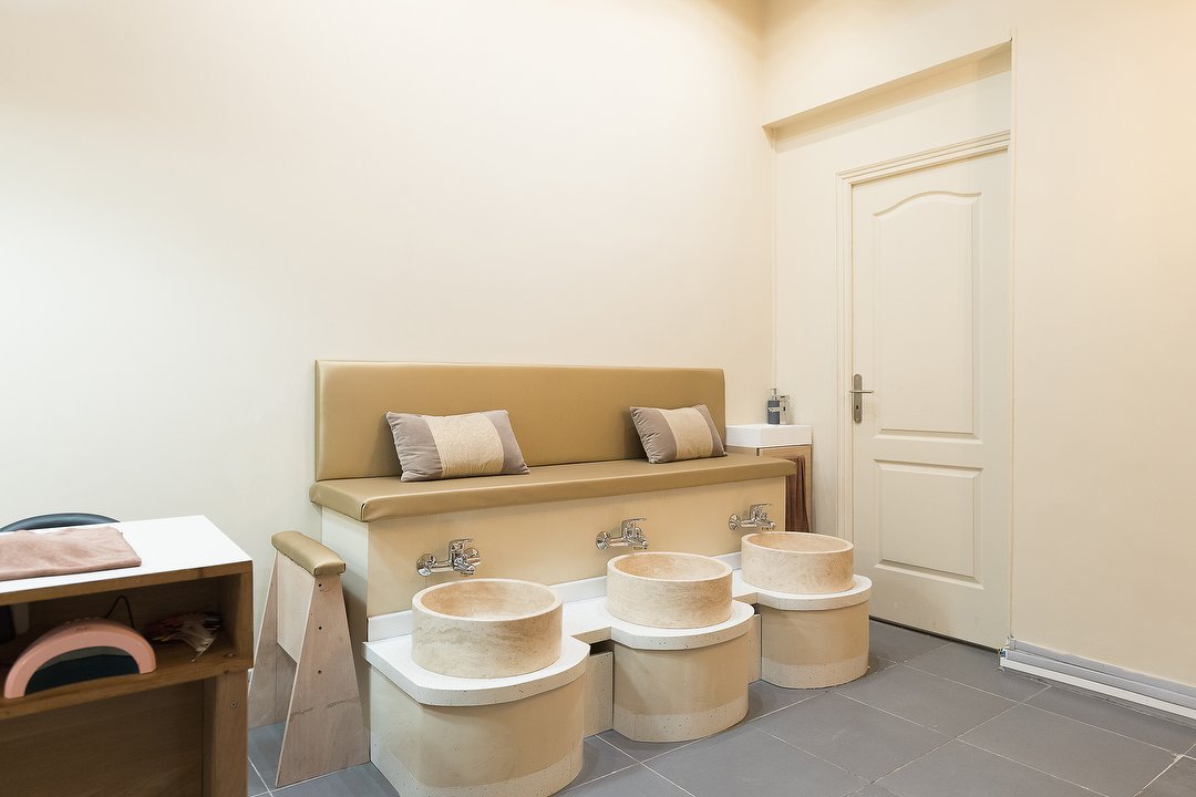 Ivanka Institut & Spa - Louise Michel