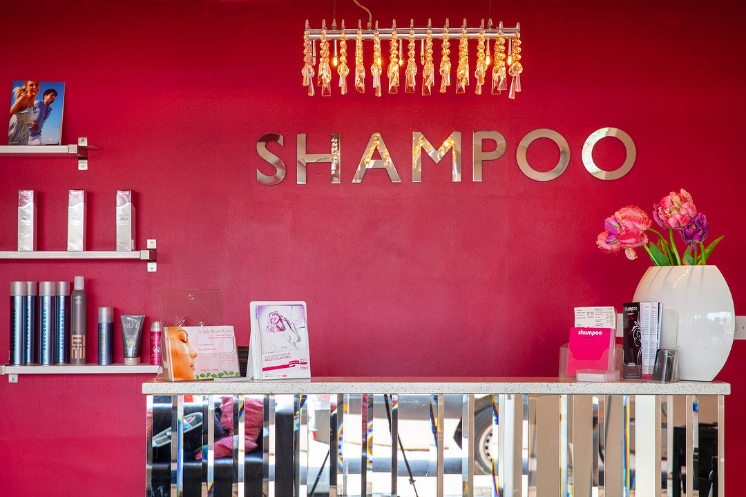 Shampoo Hair Designers, Potters Bar, Hertfordshire