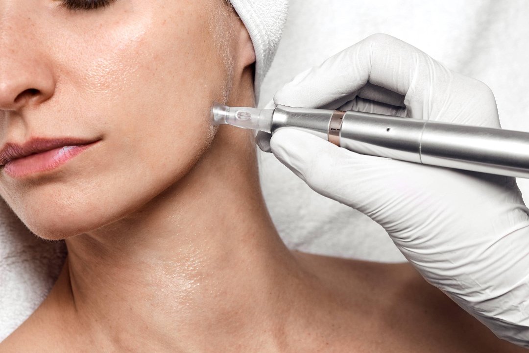 Deluxe Cosmetic – Nails, Body and Soul , Kreis 2, Zürich