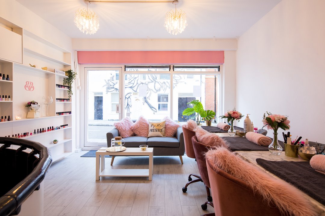 Bubbly Beauty Parlour Home Based Venue In Walthamstow London Treatwell