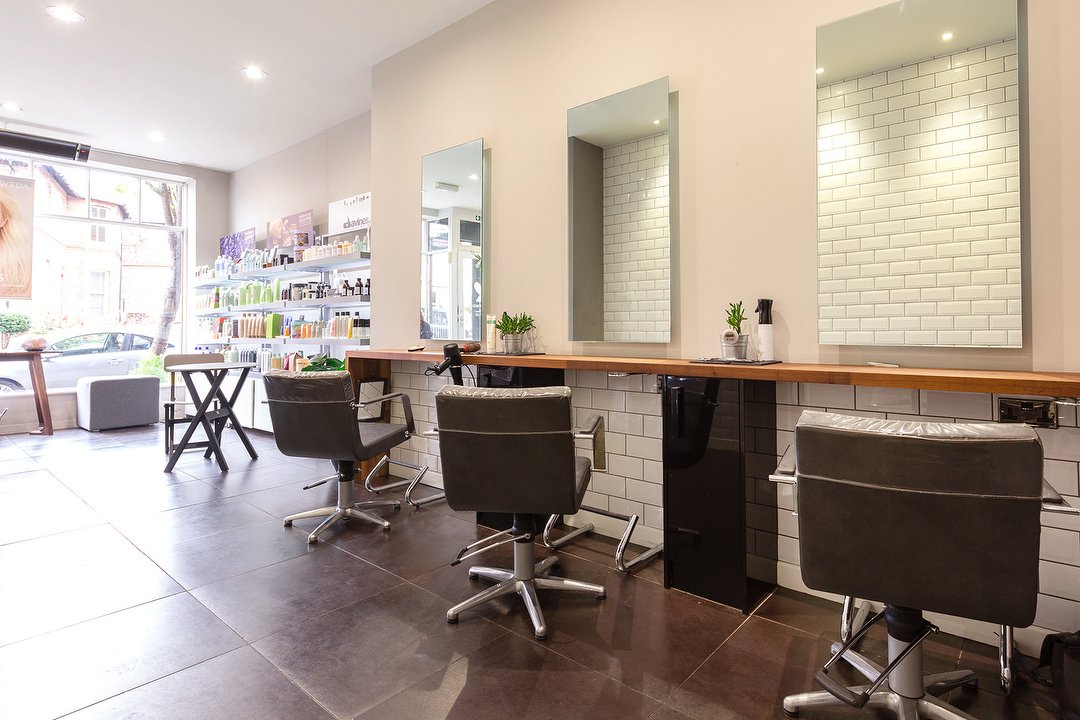 Frisor Salon, Hale, Trafford