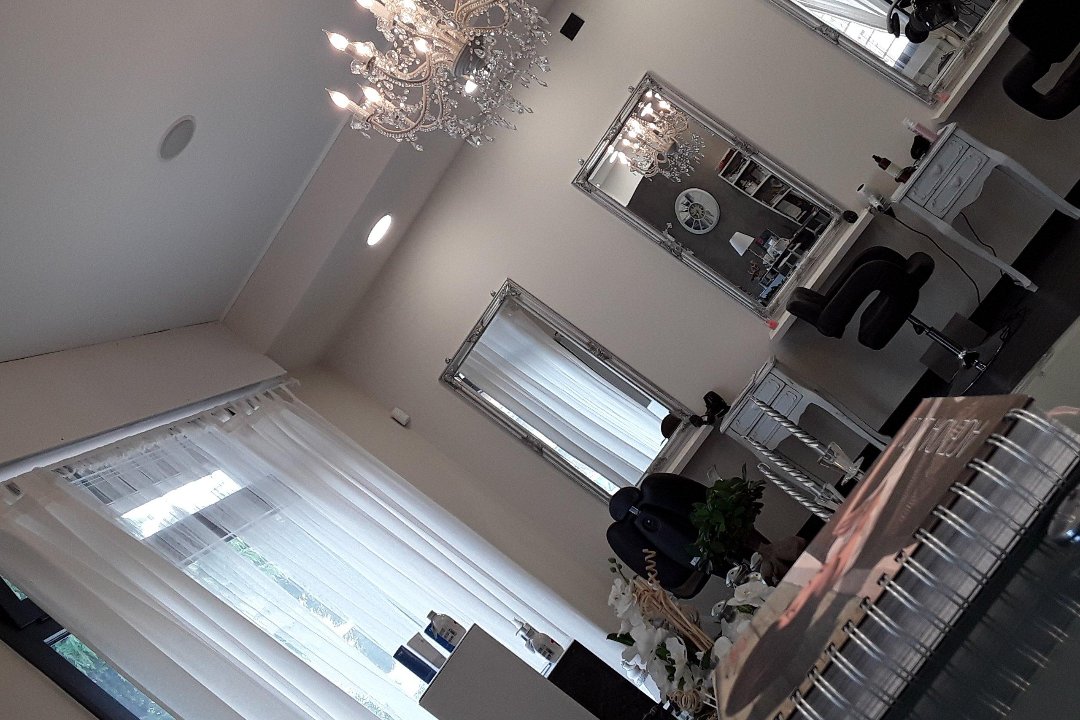 Frency Hair Beauty, Abbiategrasso, Lombardia