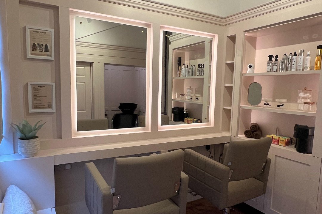 Blowdry Bar by Poppyhairstylist, Brookmans Park, Hertfordshire