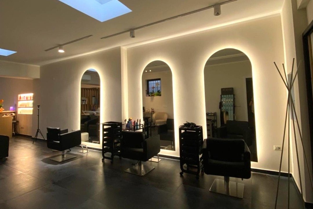 Maison de Beauté - Hair&Nails, Trionfale, Roma