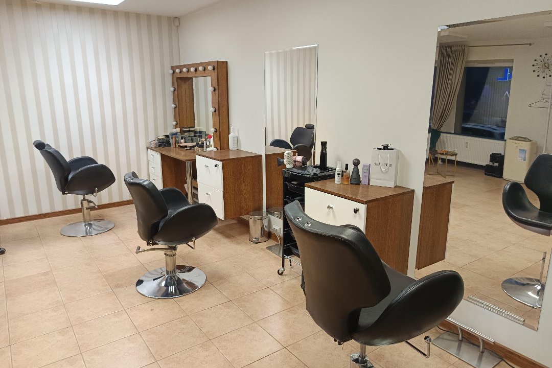 Kirpėja Agnė Šiauliai, Miesto centras, Šiauliai