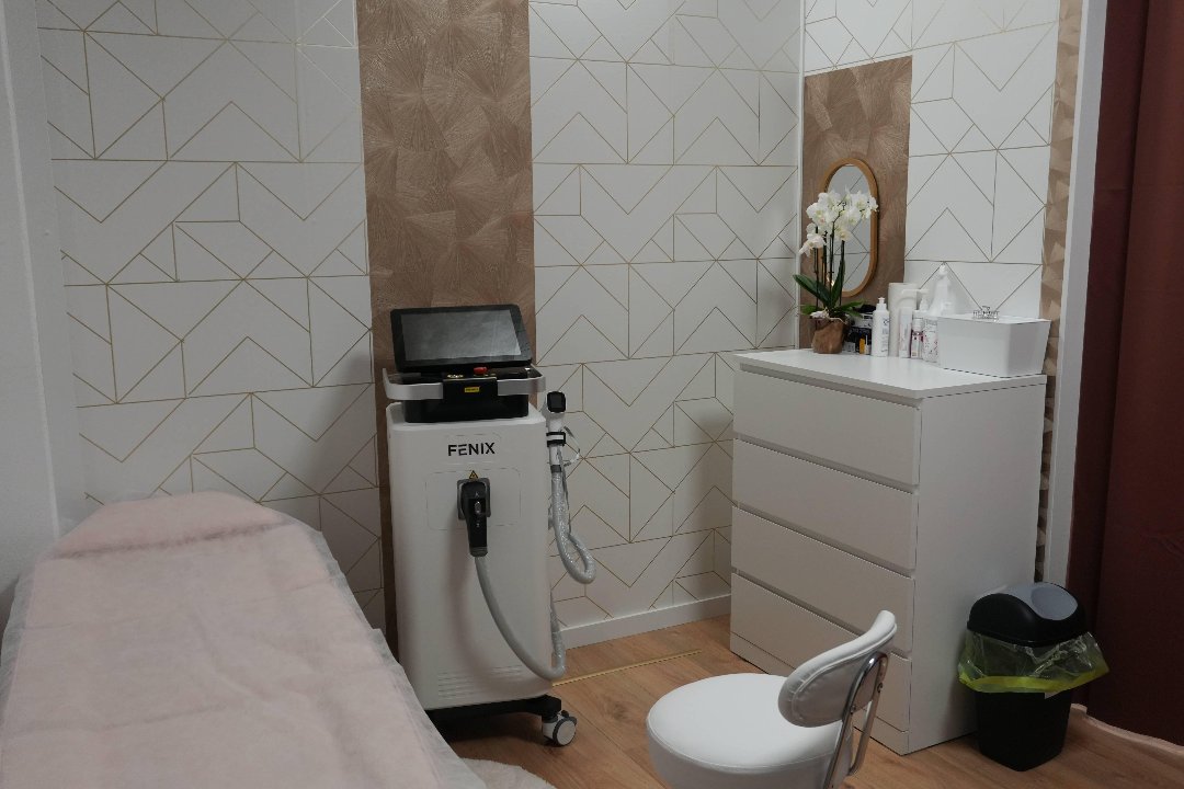 Laser by Nadiia, Helmond, Noord-Brabant