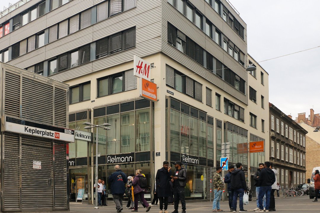 Elos Schönheitszentrum, Keplerplatz, Wien
