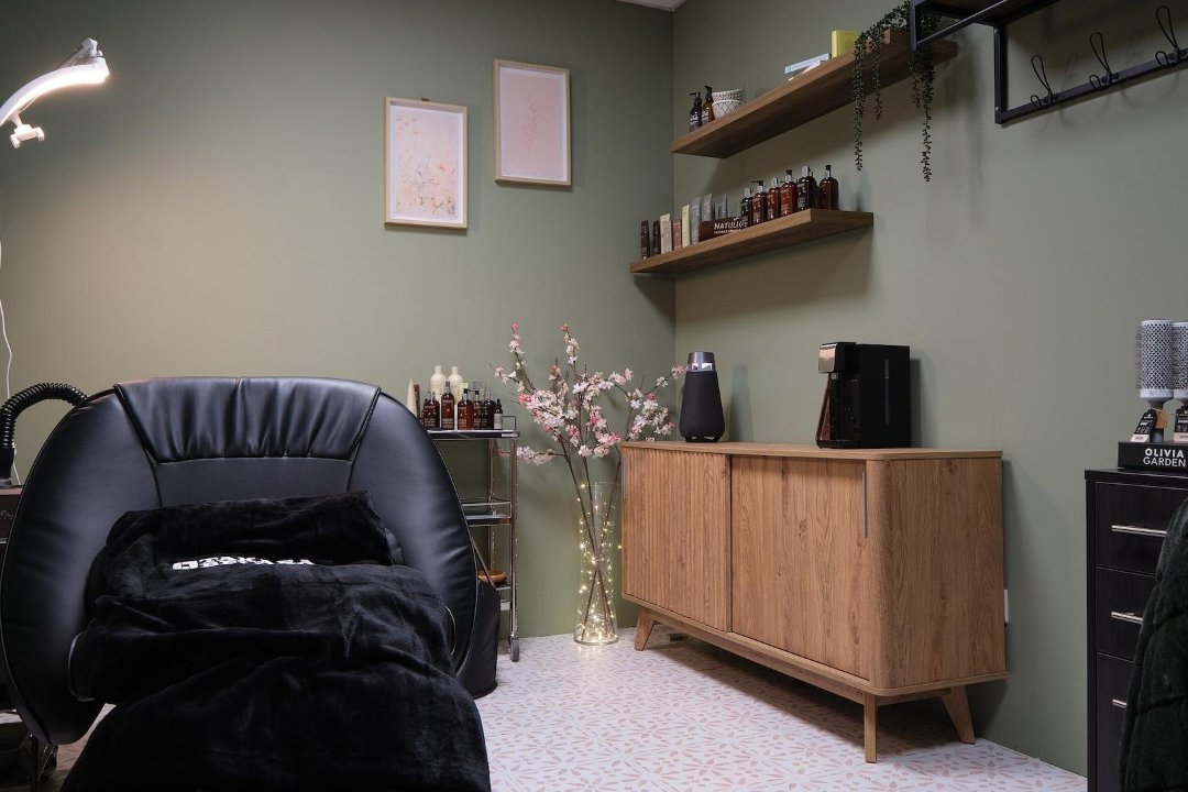 HQ Japanese Head Spa, Guildhall, York