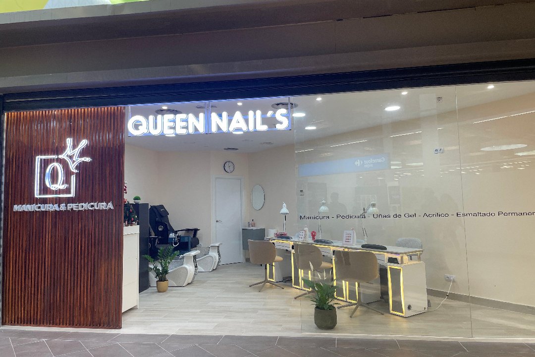 Queen Nails Carrefour Móstoles, Móstoles, Comunidad de Madrid