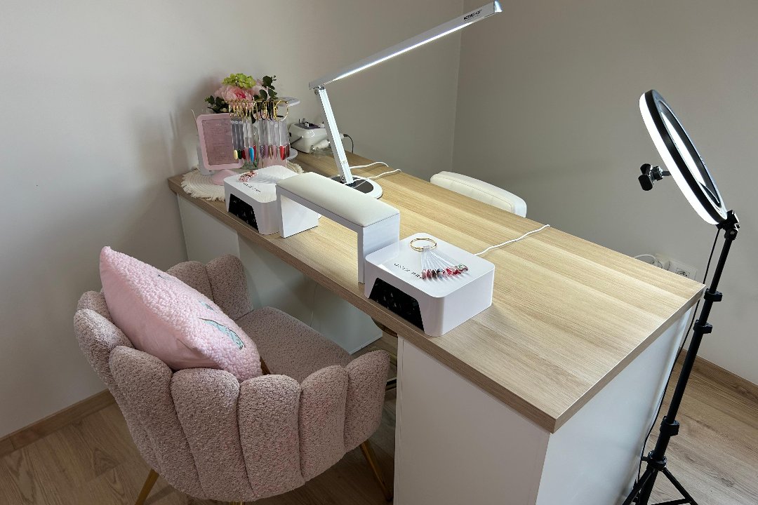 Gelly Nails , Limburg