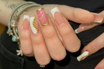 Unhas by Vanessa Lourenço, Lisboa