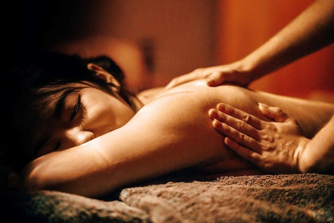 Spa 6 at Cotswold Waterpark, South Cerney, Gloucestershire