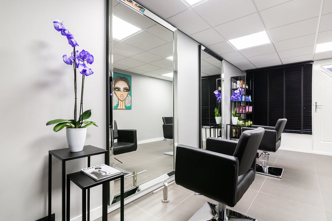Isabelle Hairsalon, Danswijk, Almere