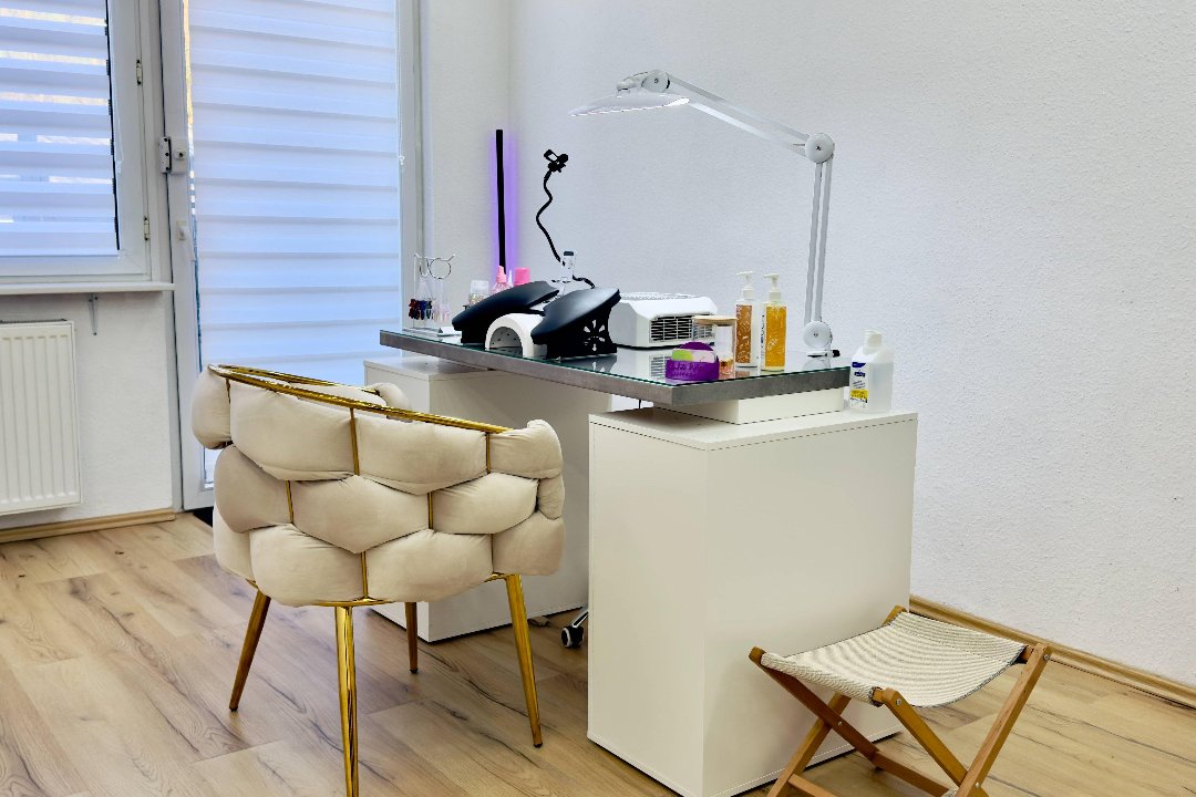 SIMKA  Nagelstudio, Stadtbezirk IV, Essen