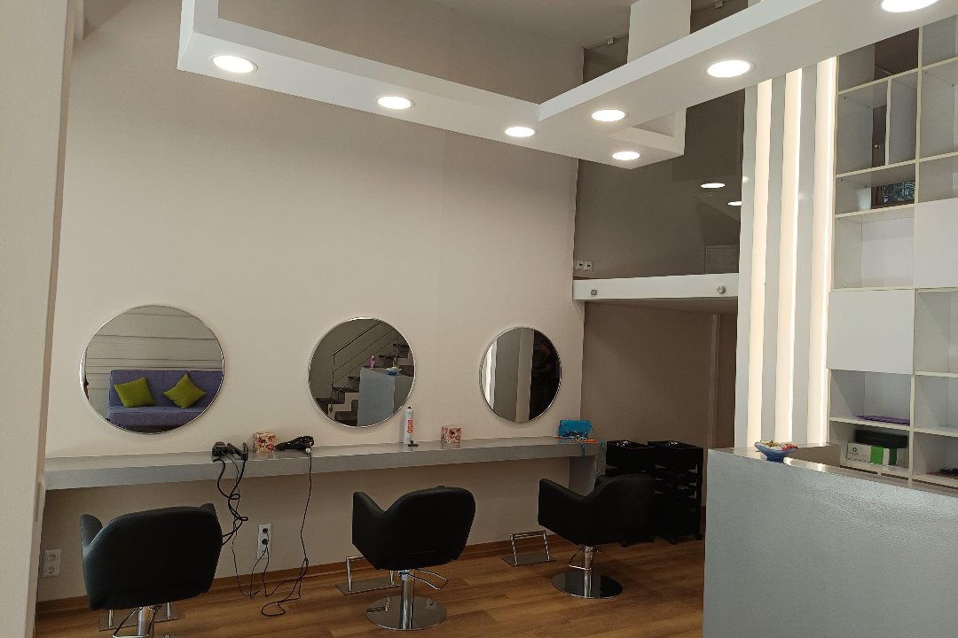 Onar Hair Studio, Παλαιά Παραλία, Θεσσαλονίκη
