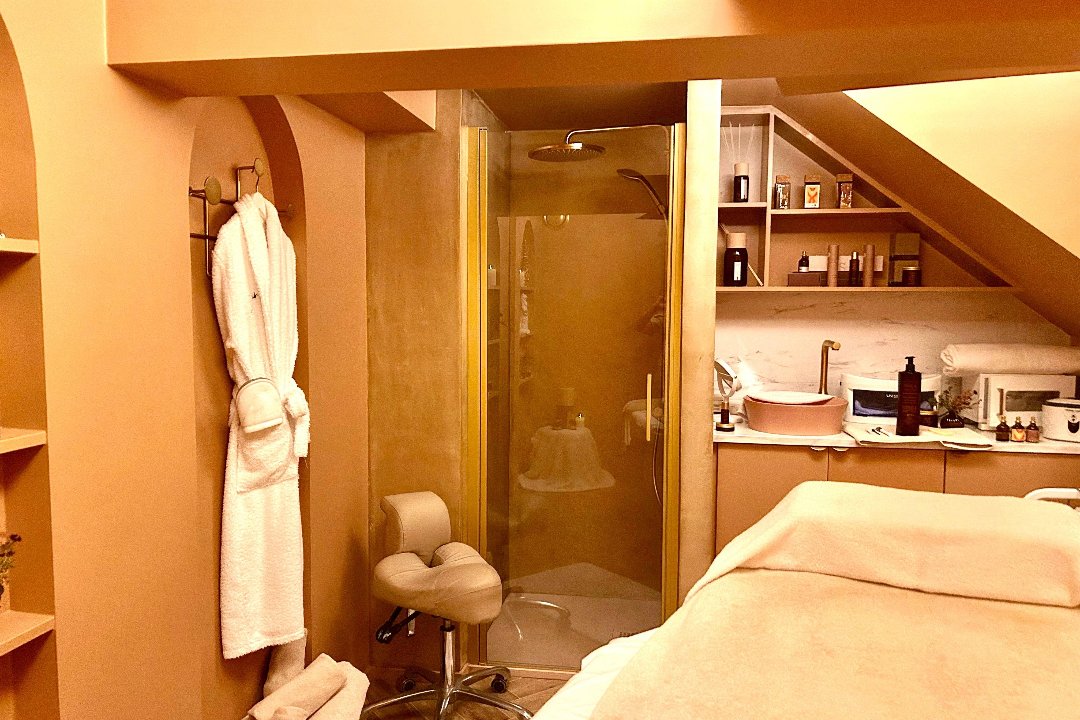 Élixir de Grâce, Brugmann-Lepoutre, Elsene - West