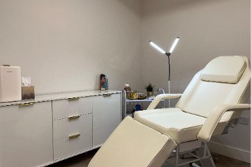 Yellow Tree Skin Clinic