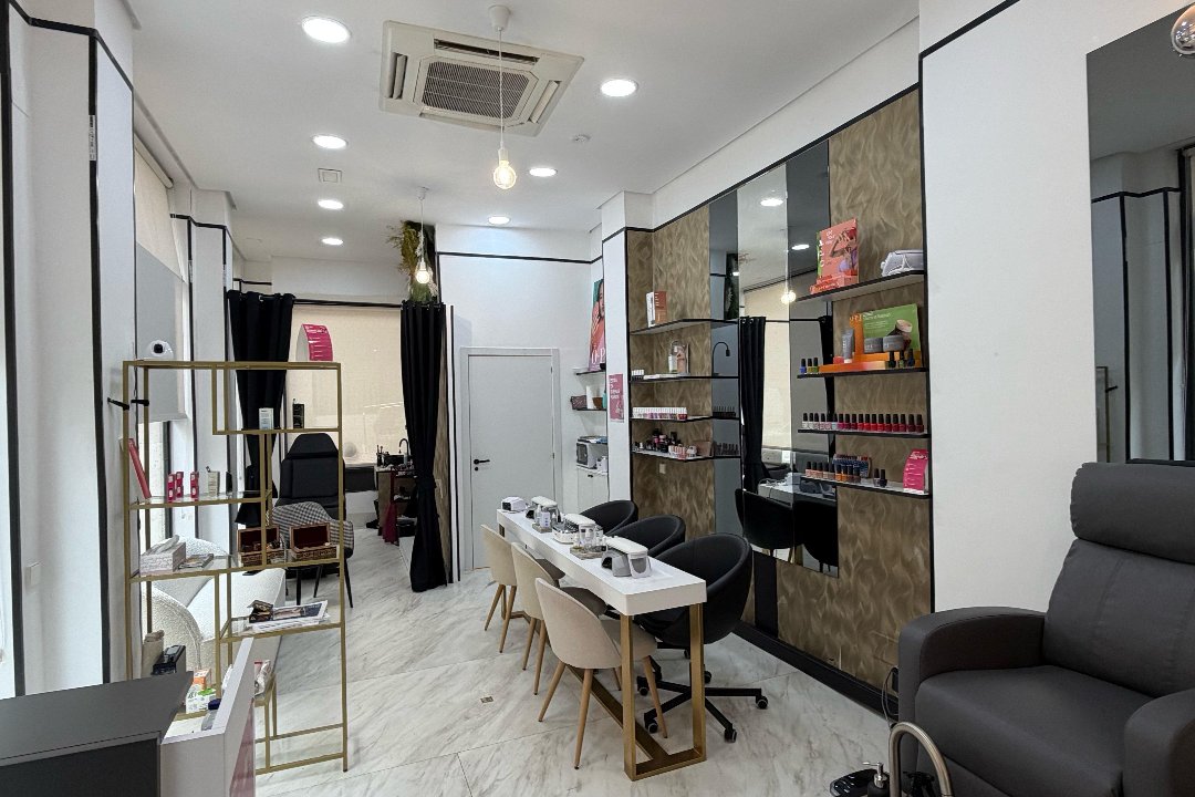 HOW TO WOW, Calle de Ponzano, Madrid