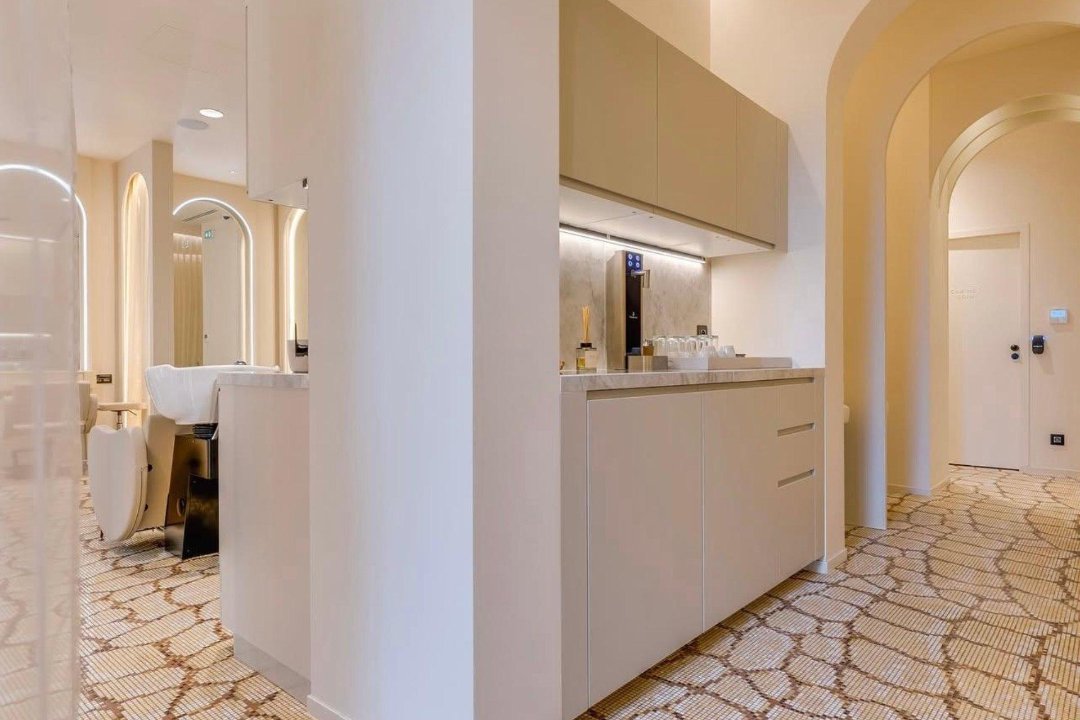 By rama. Paris, Avenue des Champs-Elysées, Paris