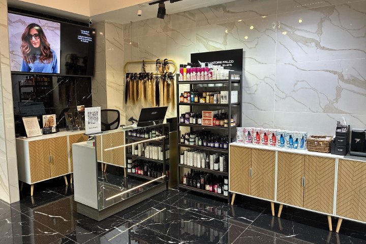Parrucchieri Donna Salerno - Salvatore Falco Balayage - Esperti in Schiariture e Capelli Ricci