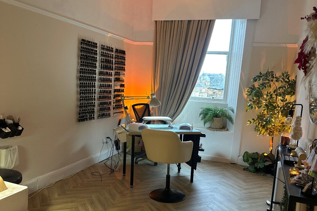 Nailed It - Glasgow, Central Station, Glasgow