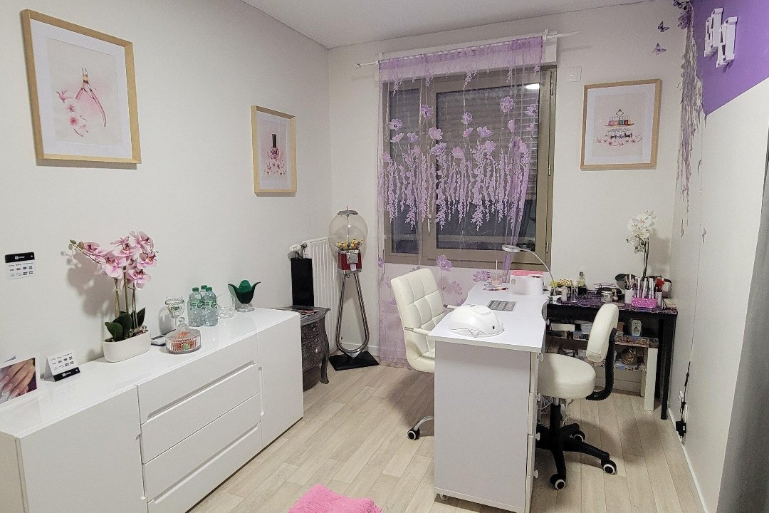 Miminails, Saint-Cyr-l'École, Yvelines