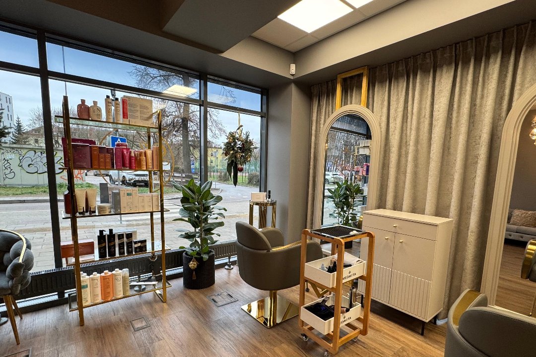 Lami Grožio Namai by Viktoriia Osypova, Žalgirio stadionas, Vilnius