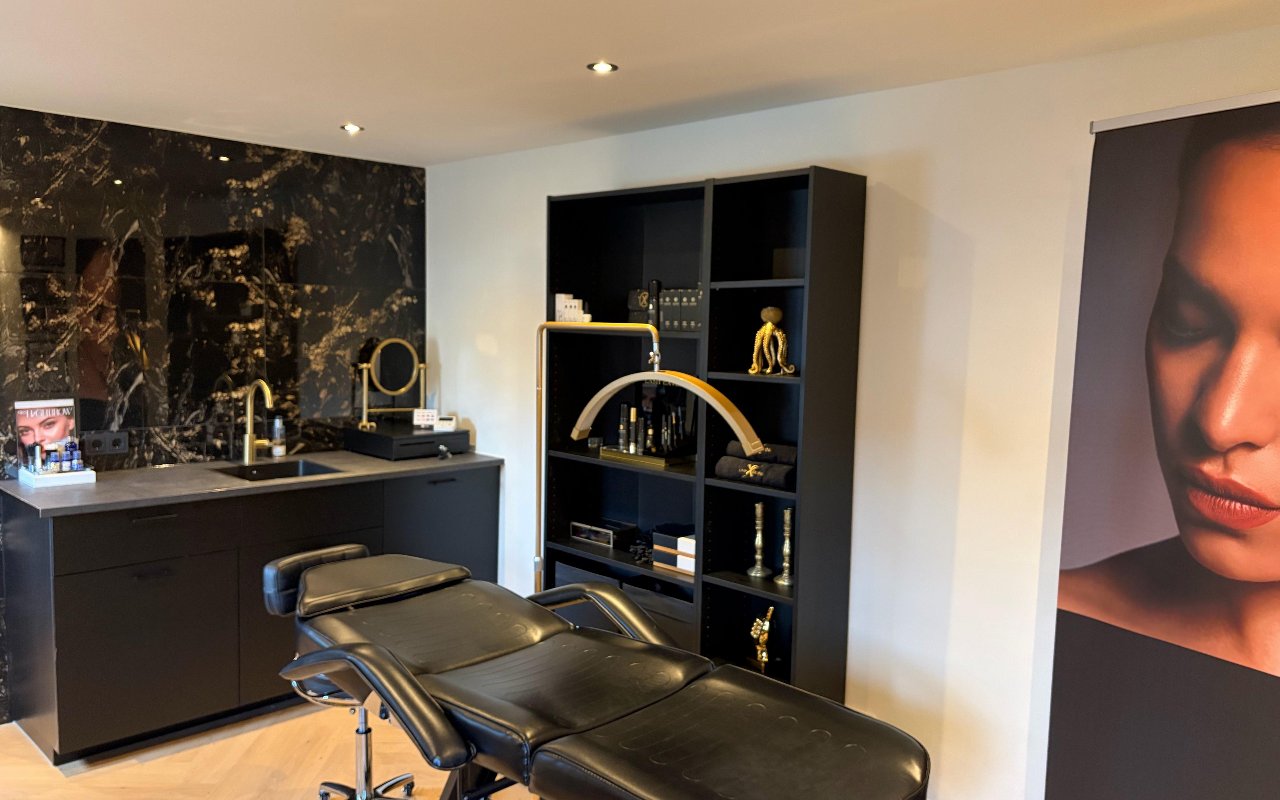 Interieur van First Lash in Tilburg
