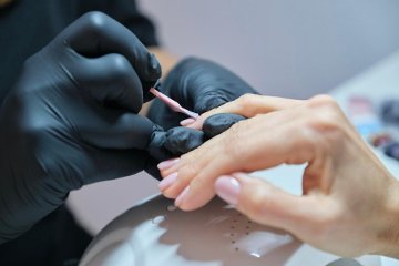 Lucky Nails & Design