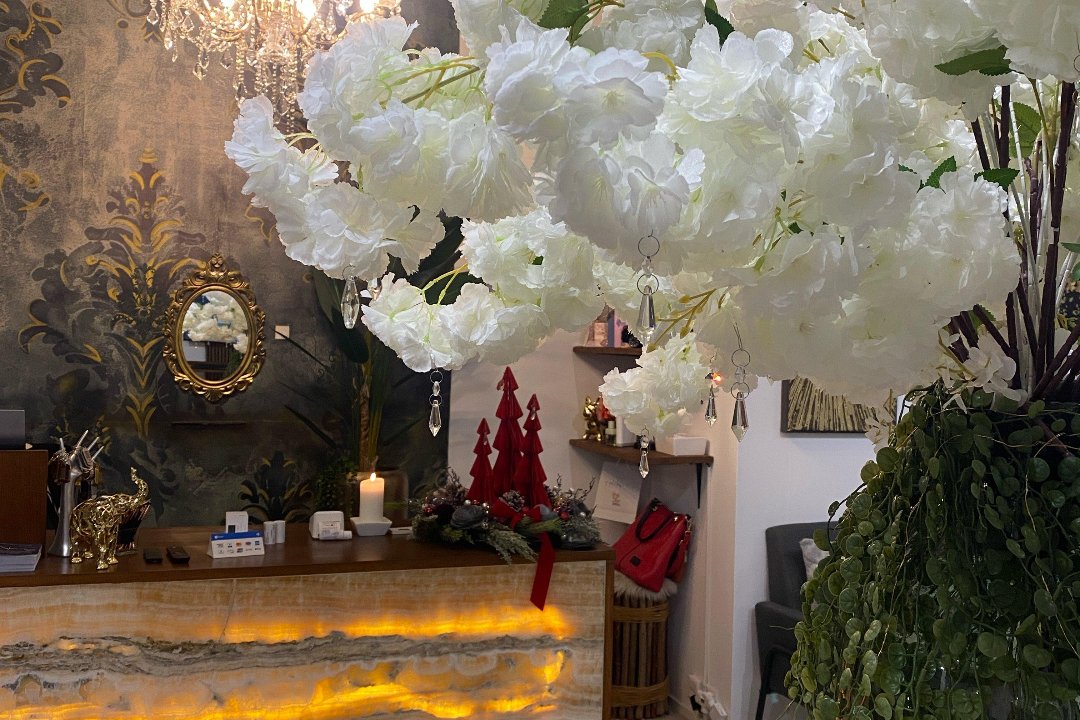 NF Coiffeur & Beauty Nena, Chur