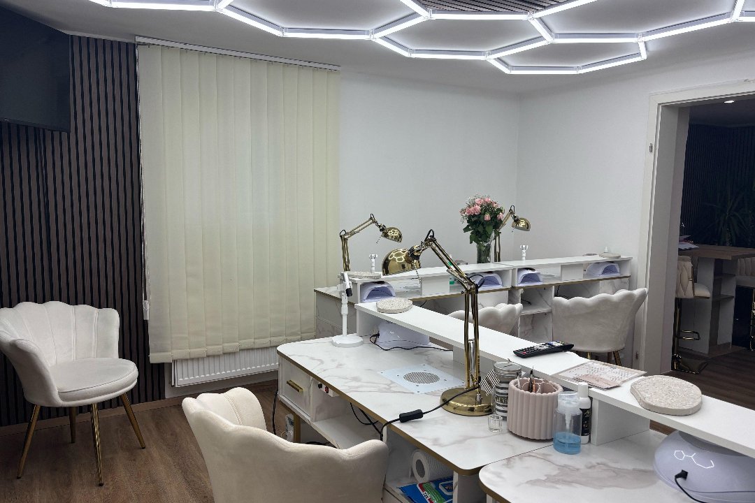 Beauty Basement by Syuzi, 16. Bezirk Straßgang, Graz