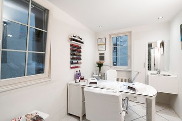 BEM ME QUER NAILS by Lucinéa Gehring