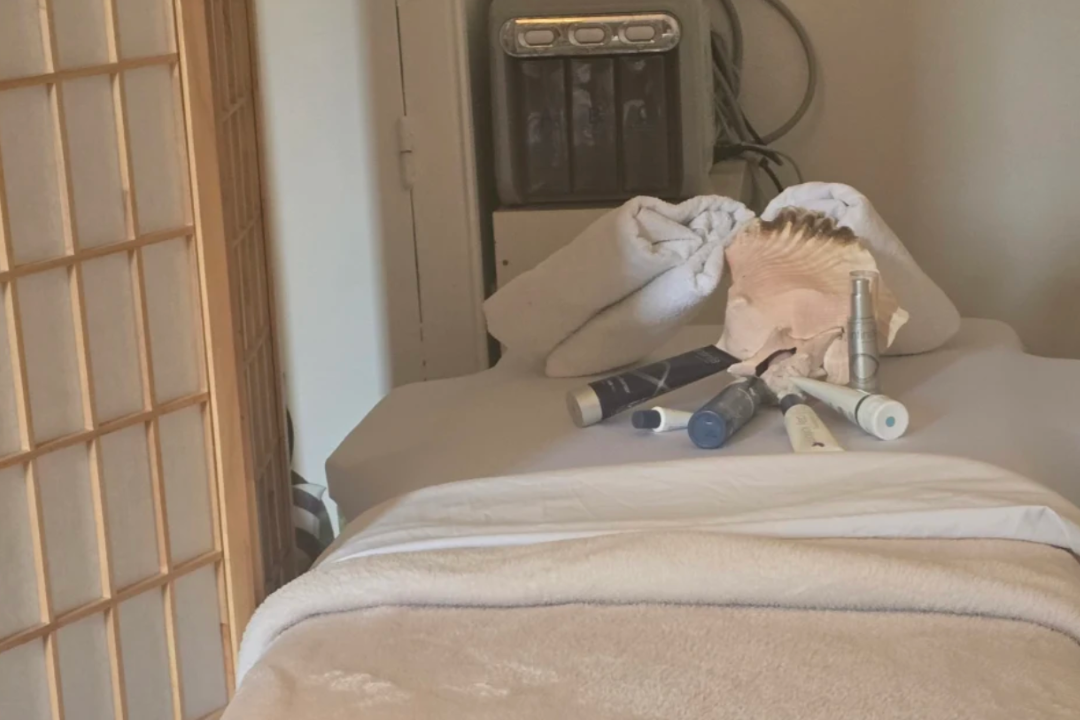 Queen yemuna comestique, Clamart, Hauts-de-Seine