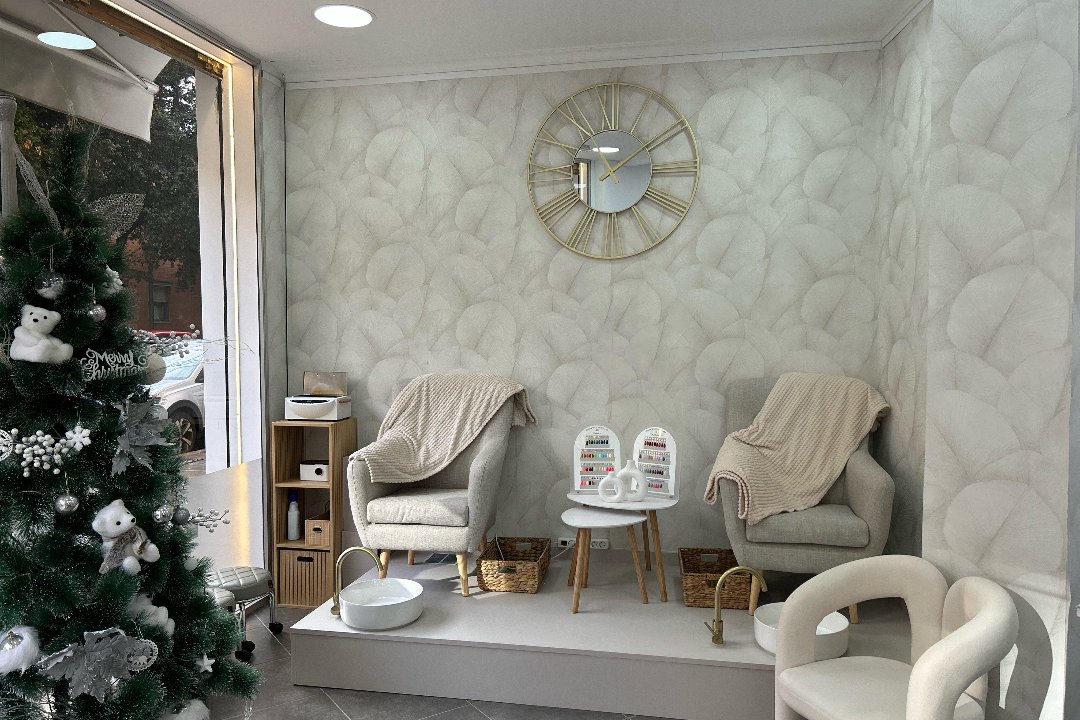 Ruiz Nails Studio, Trinitat, Valencia