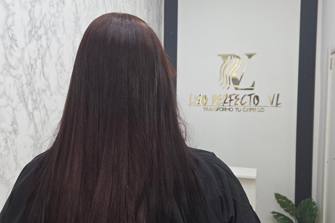 Liso Perfecto VL, Oviedo