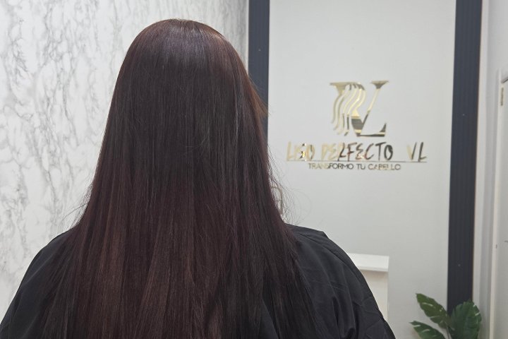 Liso Perfecto VL - Coiffure Oviedo - Photo de couverture - OneBooking