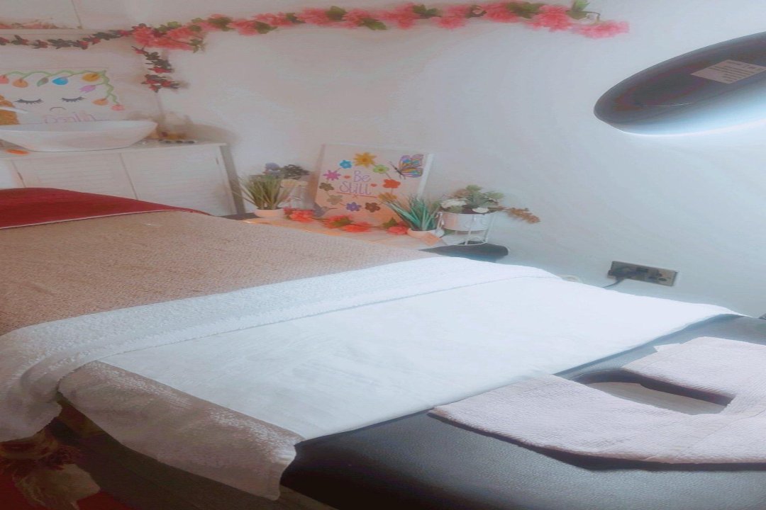 Healing Hands, Scarborough, North Yorkshire