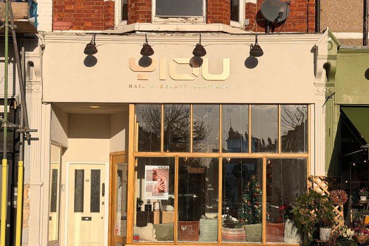 YIOU Nail & Beauty Boutique - Onglerie London - Photo de galerie - OneBooking