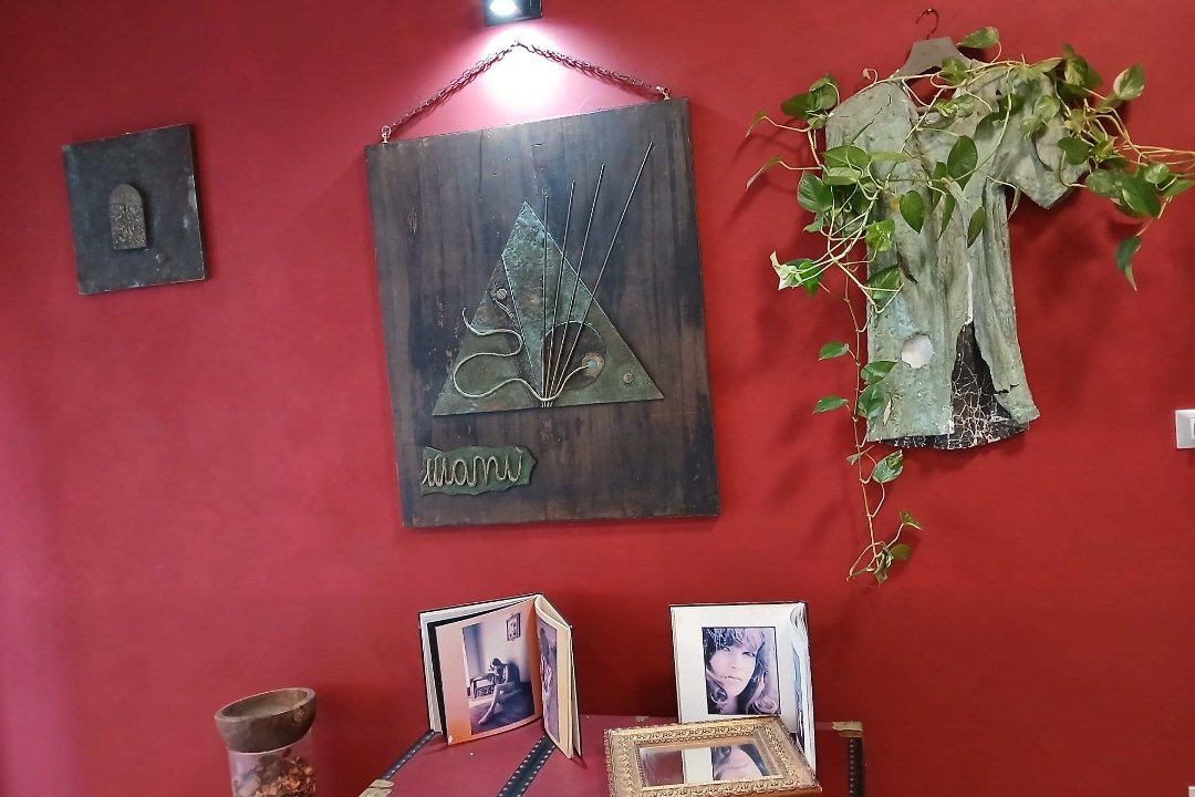 Hair Manú, Zona Libia, Roma