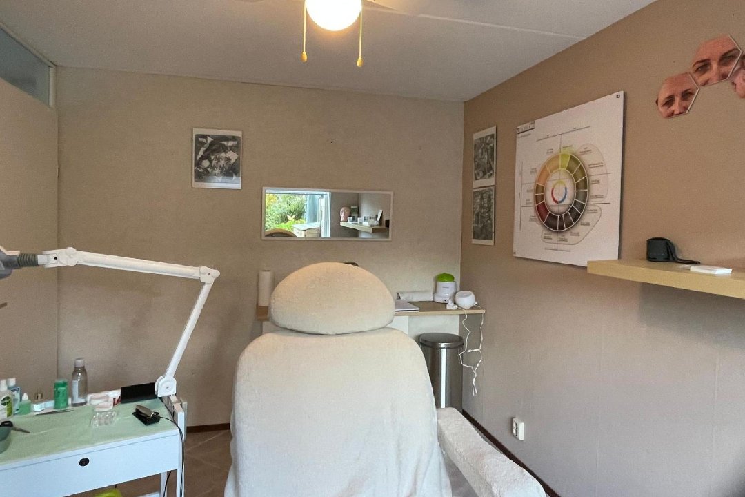 Maison Debby, Seizoenenbuurt, Almere