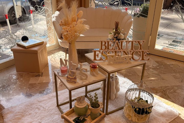 Beauty Essence di Francesca Gambino - Onglerie Palermo PA - Photo de galerie - OneBooking