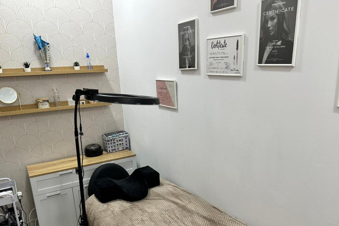 Dana.One.Studio, Plaza de la Condesa de Gavia, Madrid