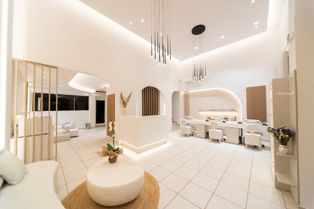 La René, Marousi, Αττική