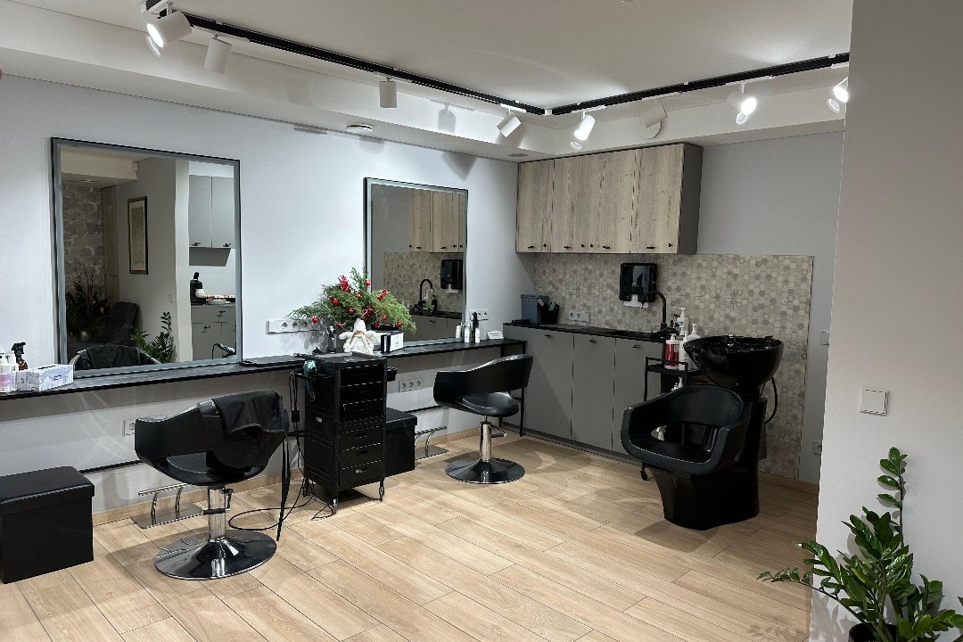 Plaukų laboratorija, Sapiegos parkas, Vilnius