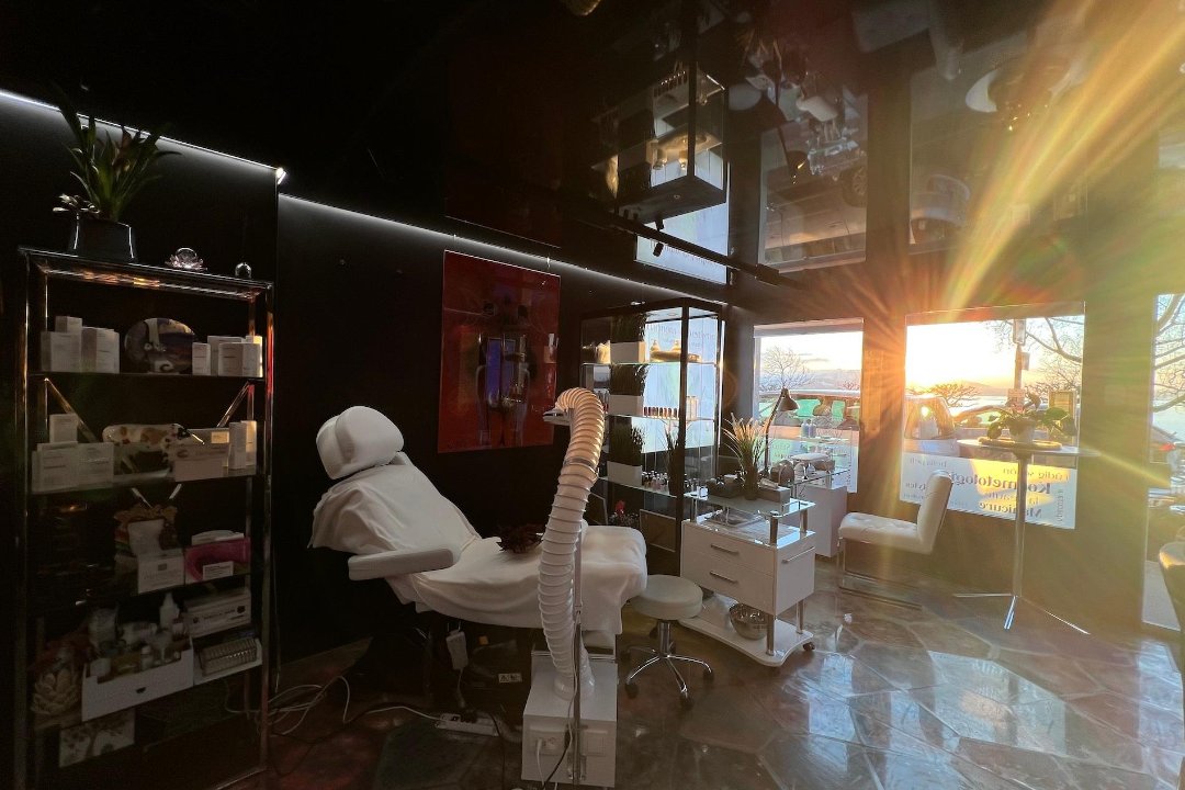 Harmony&Aesthetic, Lachen, Kanton Schwyz